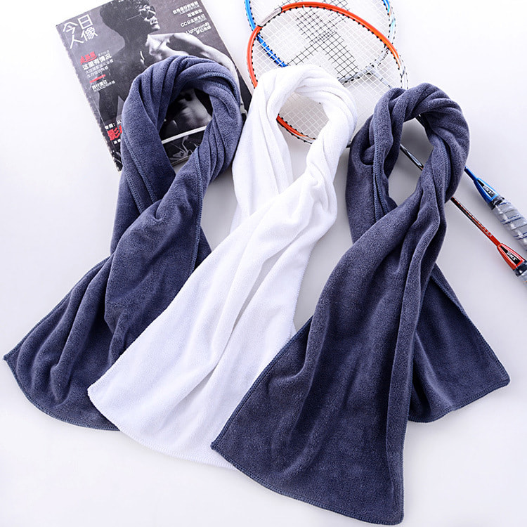 Prečo sú športové uteráky lepšie ako bežné uteráky na použitie v telocvični?